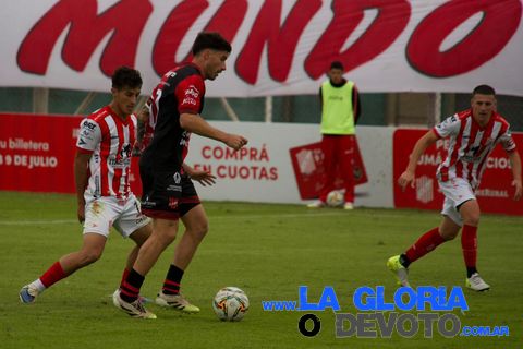 Douglas estuvo errático y dejó el invicto en Rafaela (Foto: prensa 9 de Julio).